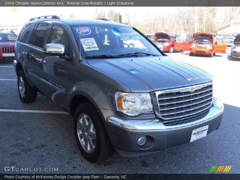 Mineral Gray Metallic / Light Graystone 2009 Chrysler Aspen Limited 4x4