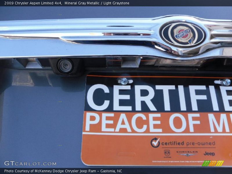 Mineral Gray Metallic / Light Graystone 2009 Chrysler Aspen Limited 4x4