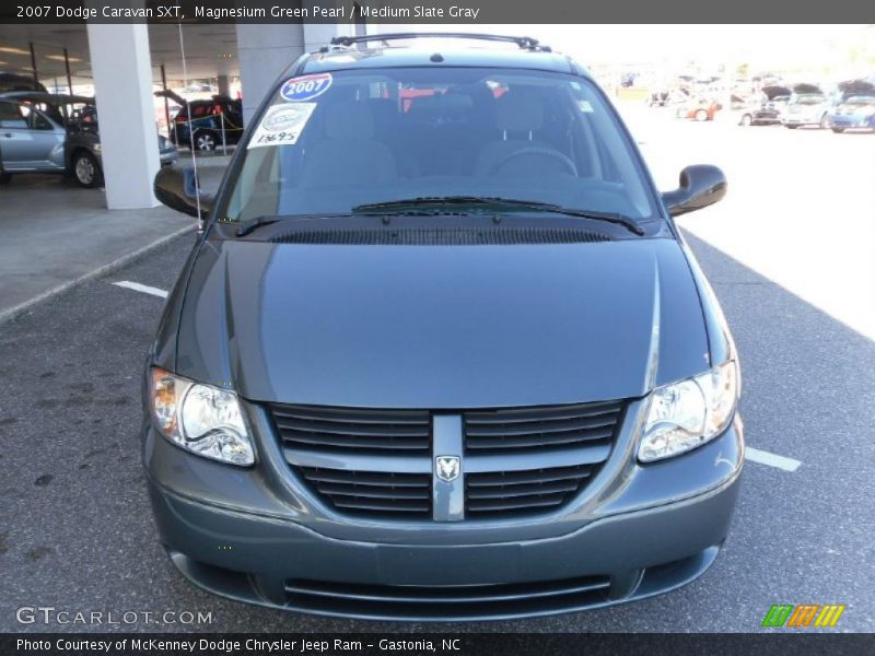 Magnesium Green Pearl / Medium Slate Gray 2007 Dodge Caravan SXT
