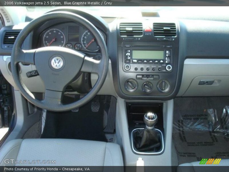Blue Graphite Metallic / Grey 2006 Volkswagen Jetta 2.5 Sedan
