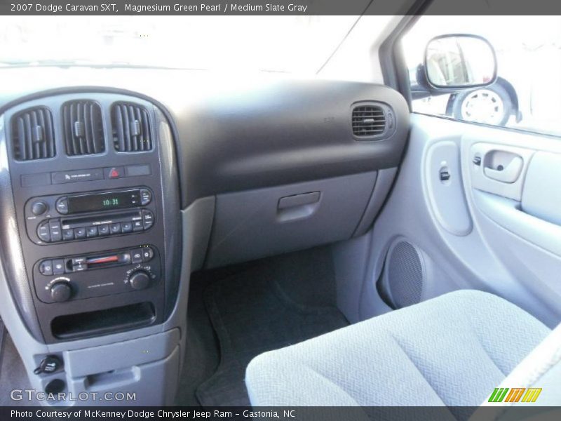 Magnesium Green Pearl / Medium Slate Gray 2007 Dodge Caravan SXT