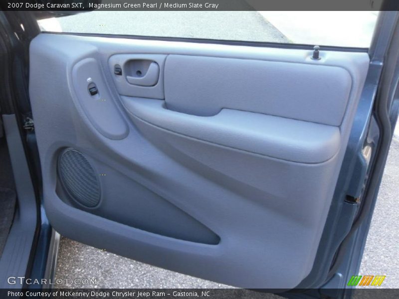 Magnesium Green Pearl / Medium Slate Gray 2007 Dodge Caravan SXT