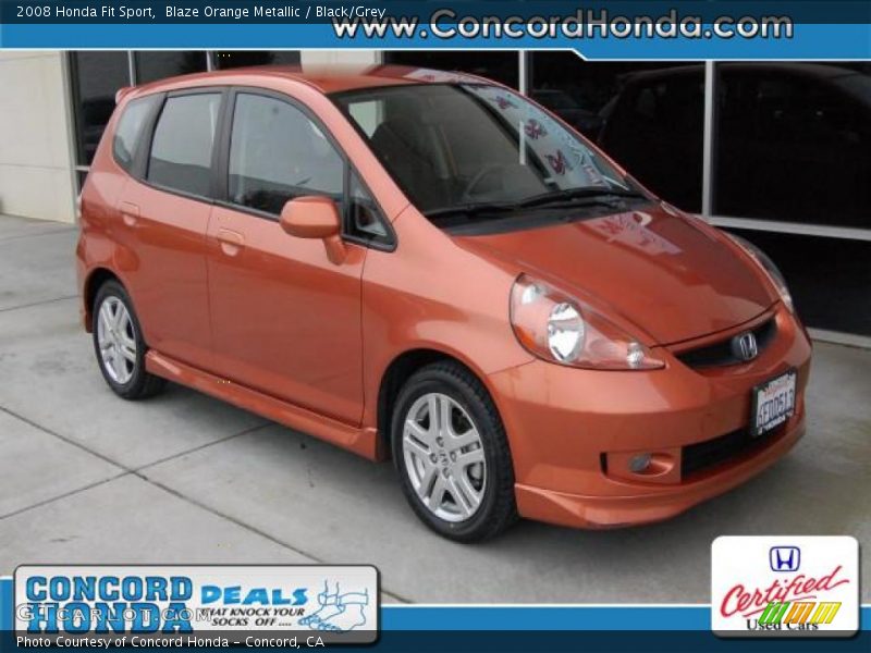 Blaze Orange Metallic / Black/Grey 2008 Honda Fit Sport