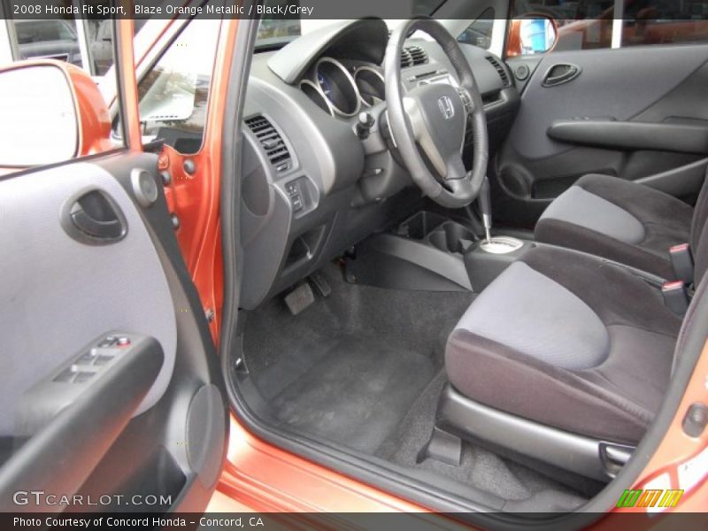 Blaze Orange Metallic / Black/Grey 2008 Honda Fit Sport