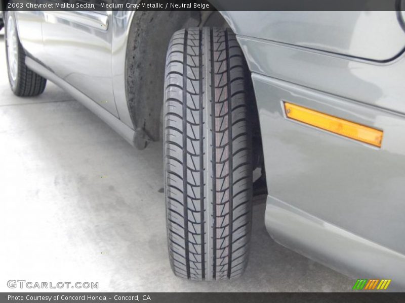 Medium Gray Metallic / Neutral Beige 2003 Chevrolet Malibu Sedan