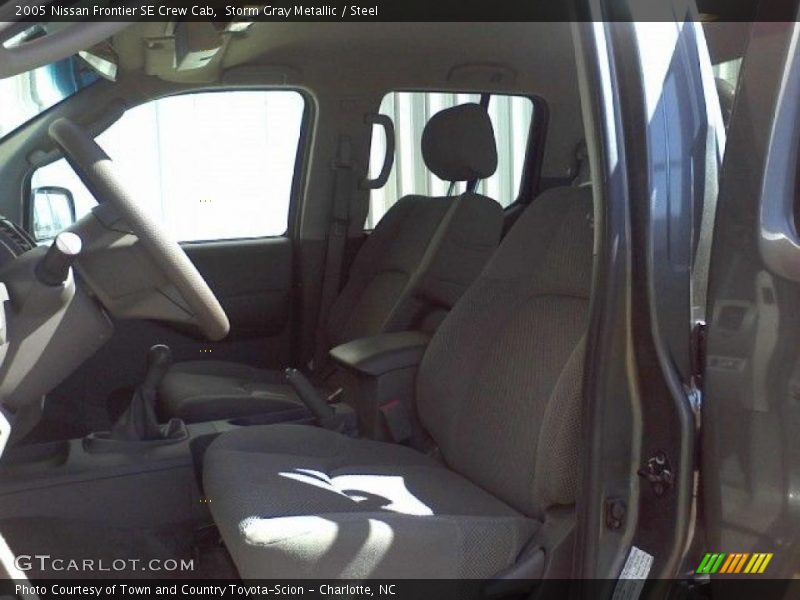 Storm Gray Metallic / Steel 2005 Nissan Frontier SE Crew Cab