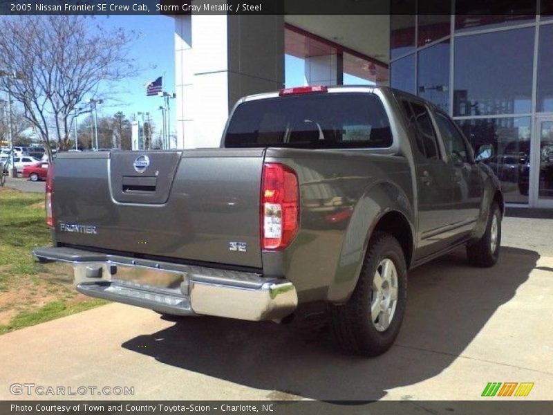 Storm Gray Metallic / Steel 2005 Nissan Frontier SE Crew Cab