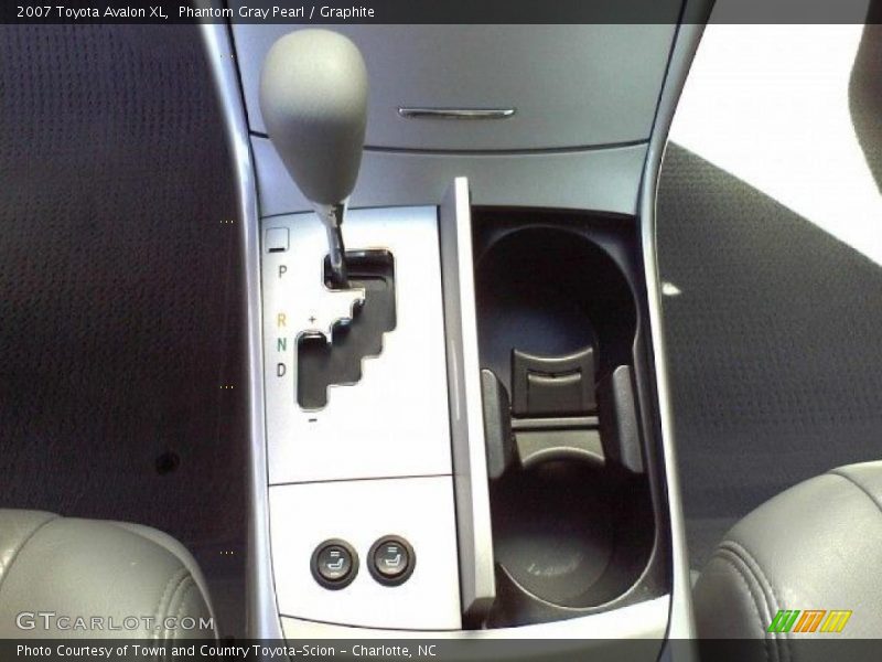 Phantom Gray Pearl / Graphite 2007 Toyota Avalon XL
