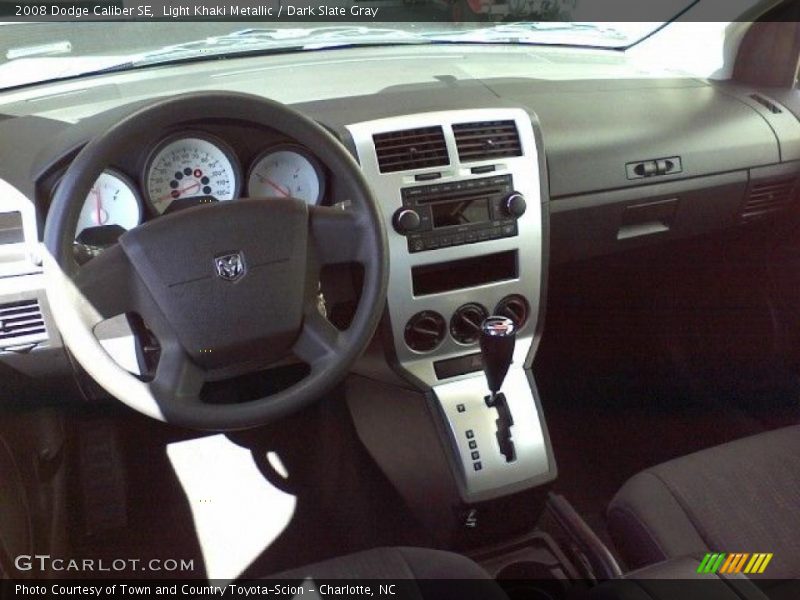 Light Khaki Metallic / Dark Slate Gray 2008 Dodge Caliber SE
