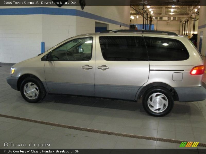 Desert Sand Mica / Oak 2000 Toyota Sienna LE