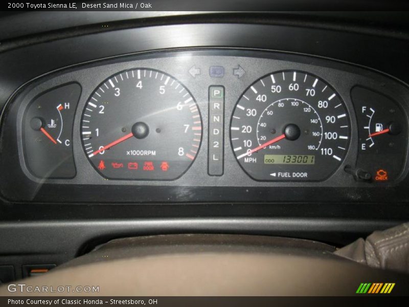 Desert Sand Mica / Oak 2000 Toyota Sienna LE