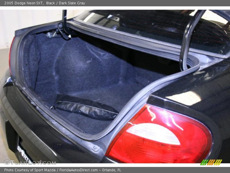 Black / Dark Slate Gray 2005 Dodge Neon SXT
