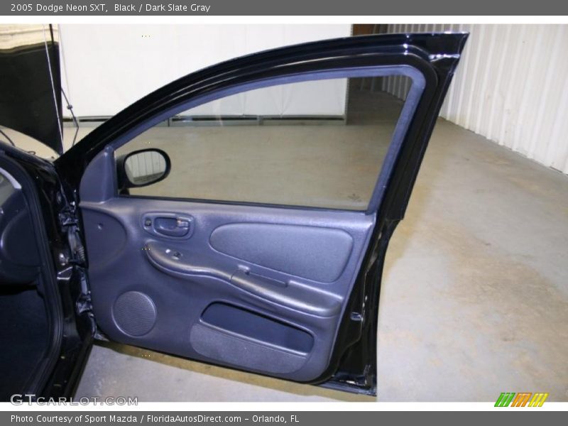 Black / Dark Slate Gray 2005 Dodge Neon SXT