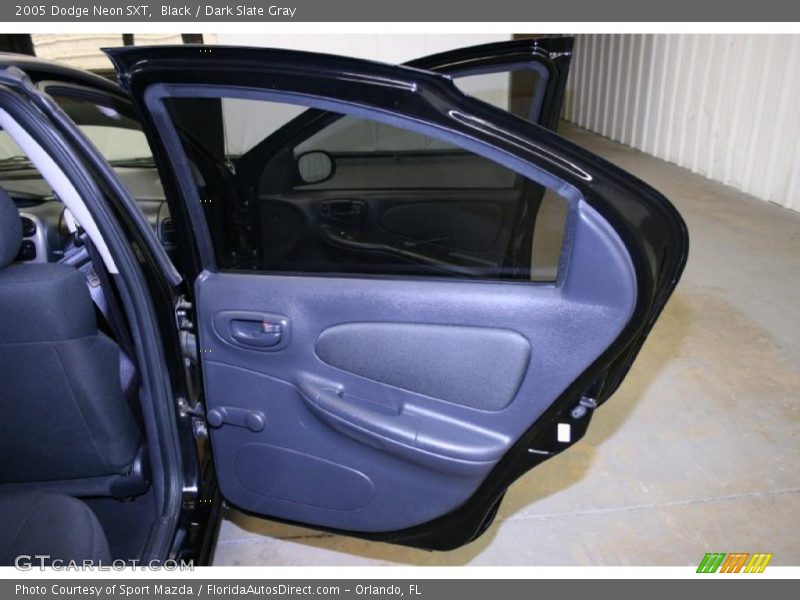 Black / Dark Slate Gray 2005 Dodge Neon SXT