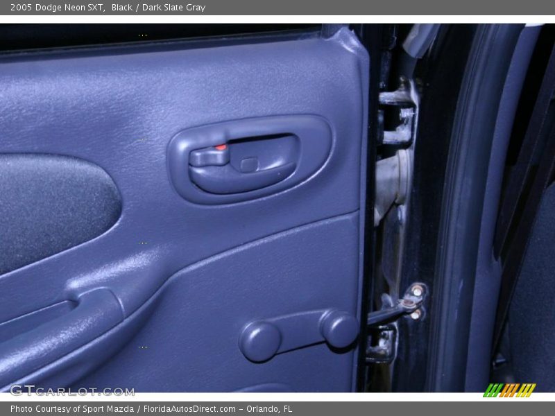 Black / Dark Slate Gray 2005 Dodge Neon SXT