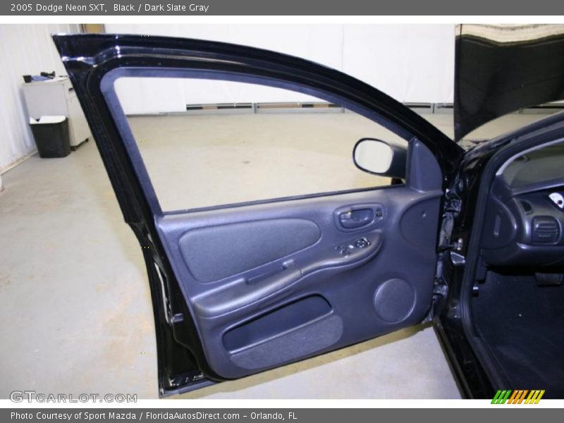 Black / Dark Slate Gray 2005 Dodge Neon SXT