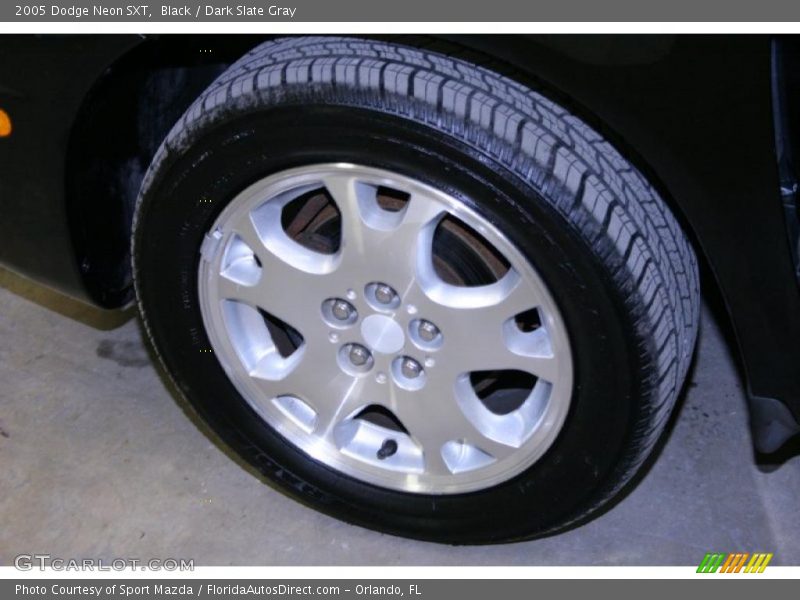 Black / Dark Slate Gray 2005 Dodge Neon SXT
