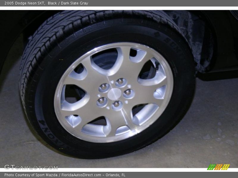 Black / Dark Slate Gray 2005 Dodge Neon SXT