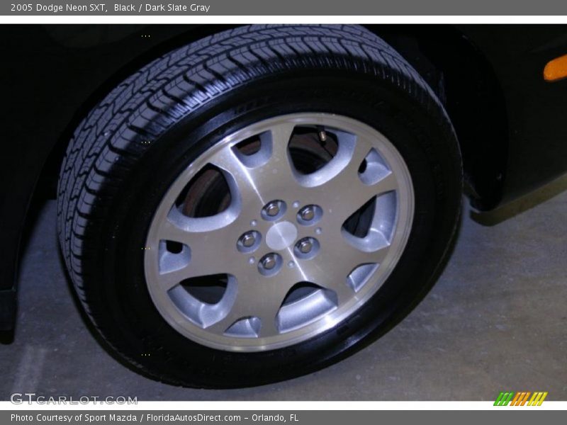 Black / Dark Slate Gray 2005 Dodge Neon SXT