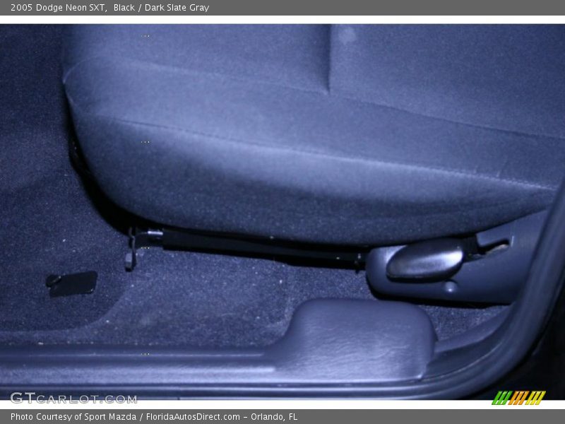 Black / Dark Slate Gray 2005 Dodge Neon SXT