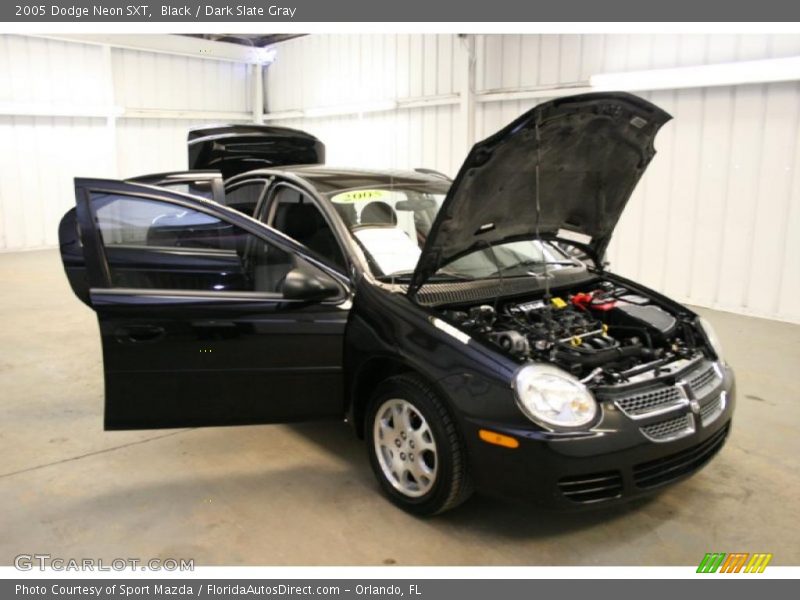 Black / Dark Slate Gray 2005 Dodge Neon SXT
