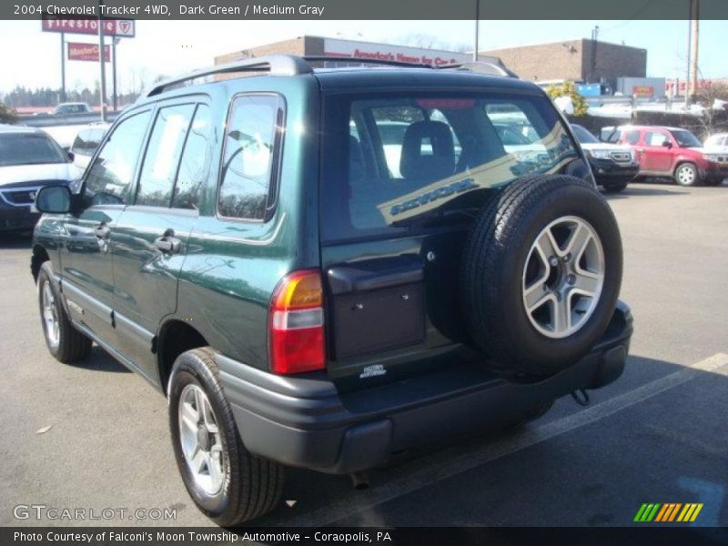 Dark Green / Medium Gray 2004 Chevrolet Tracker 4WD