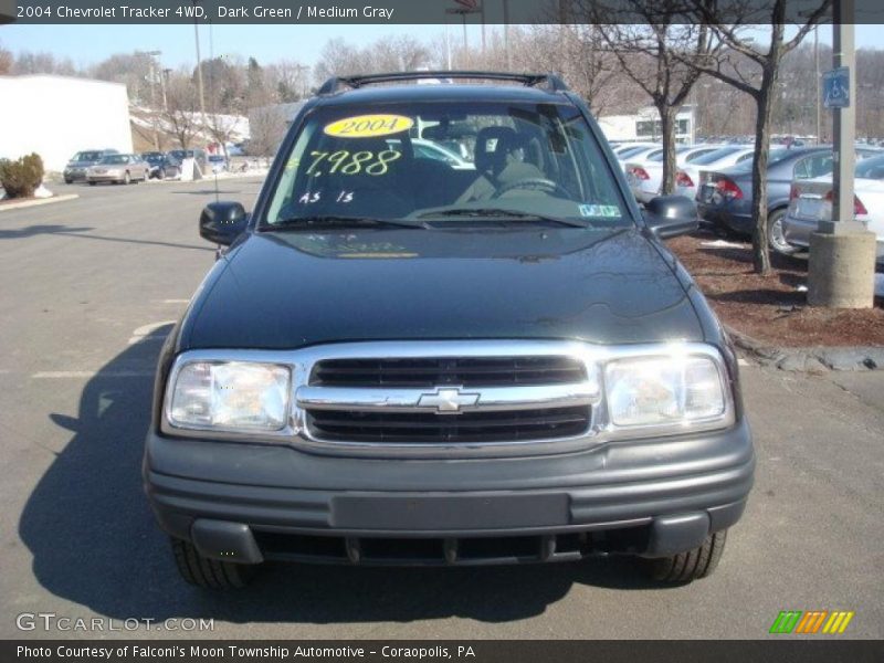 Dark Green / Medium Gray 2004 Chevrolet Tracker 4WD