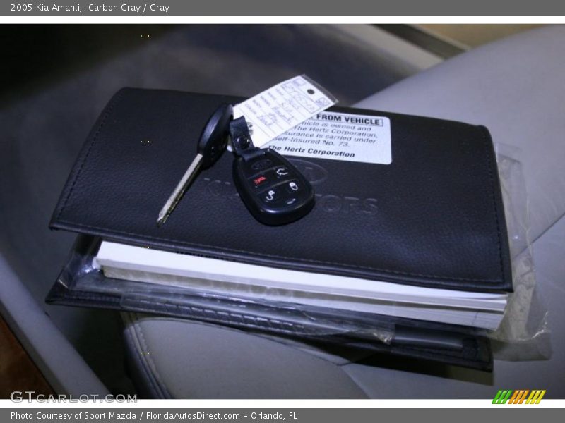 Carbon Gray / Gray 2005 Kia Amanti