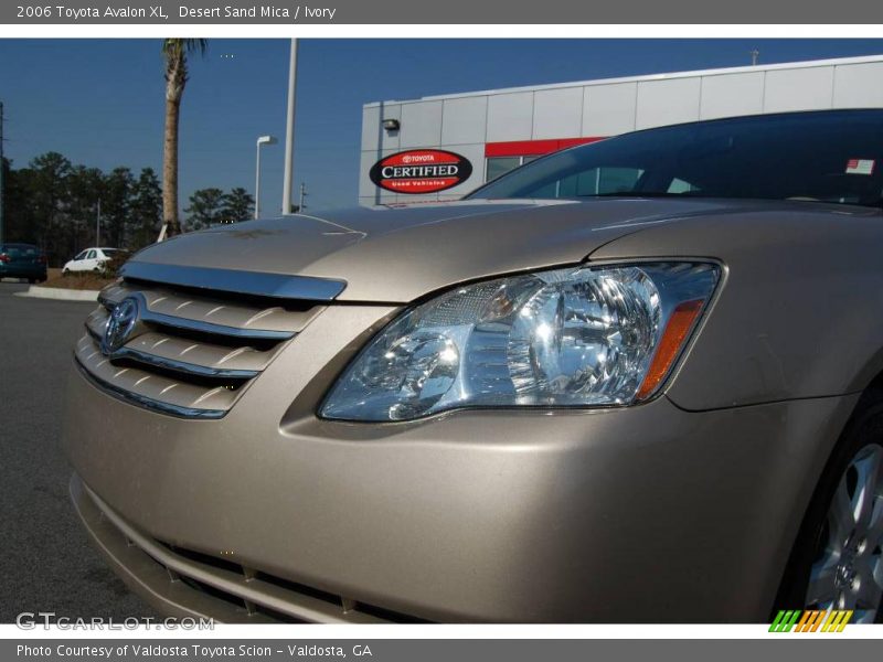 Desert Sand Mica / Ivory 2006 Toyota Avalon XL