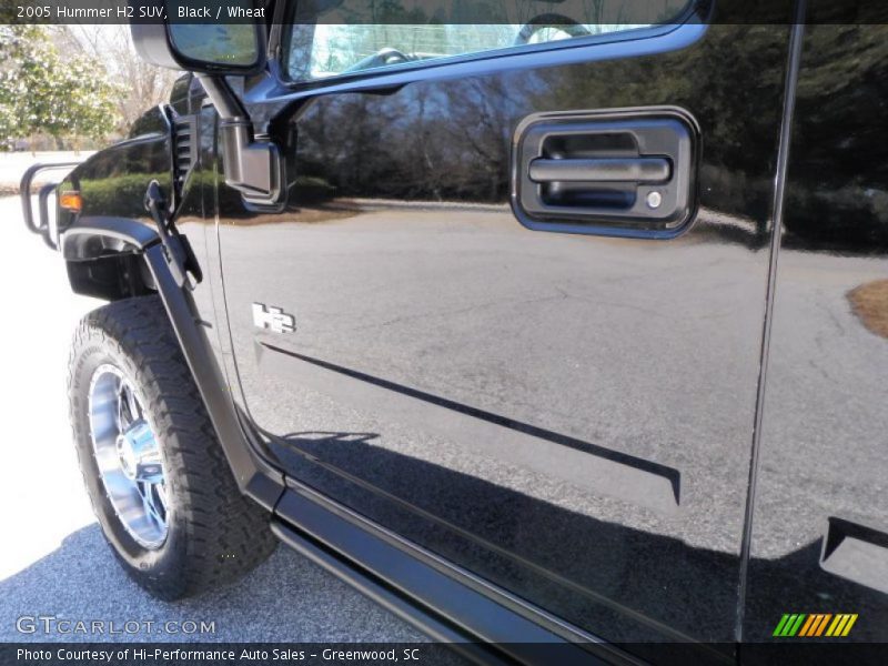 Black / Wheat 2005 Hummer H2 SUV