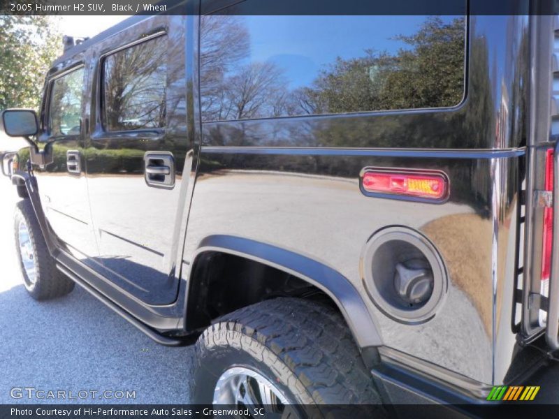 Black / Wheat 2005 Hummer H2 SUV