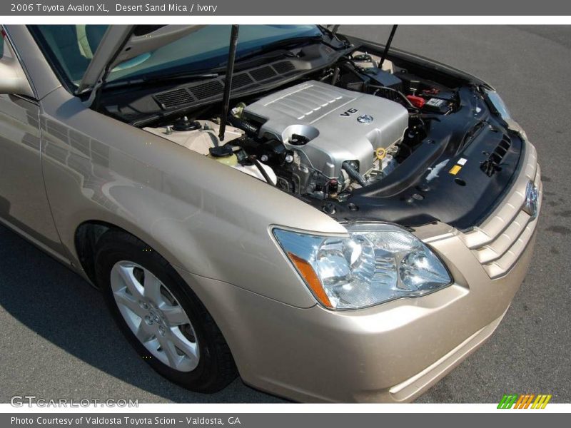 Desert Sand Mica / Ivory 2006 Toyota Avalon XL
