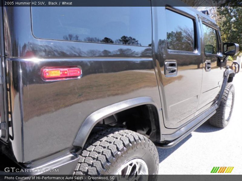 Black / Wheat 2005 Hummer H2 SUV