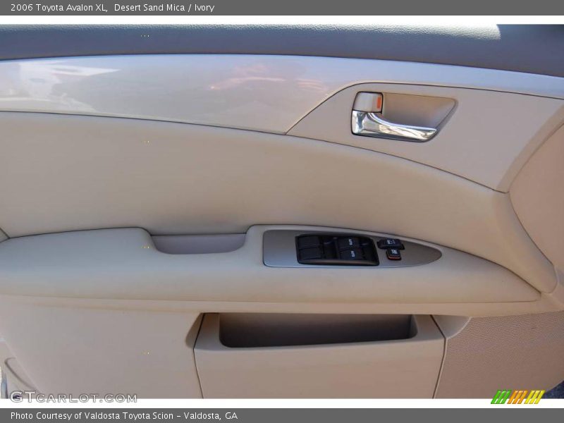 Desert Sand Mica / Ivory 2006 Toyota Avalon XL
