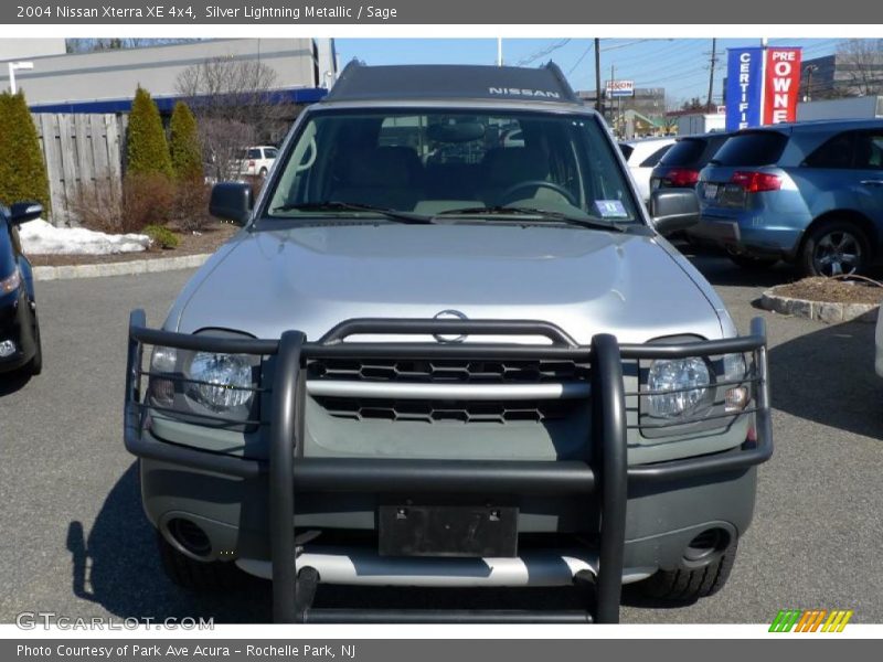 Silver Lightning Metallic / Sage 2004 Nissan Xterra XE 4x4