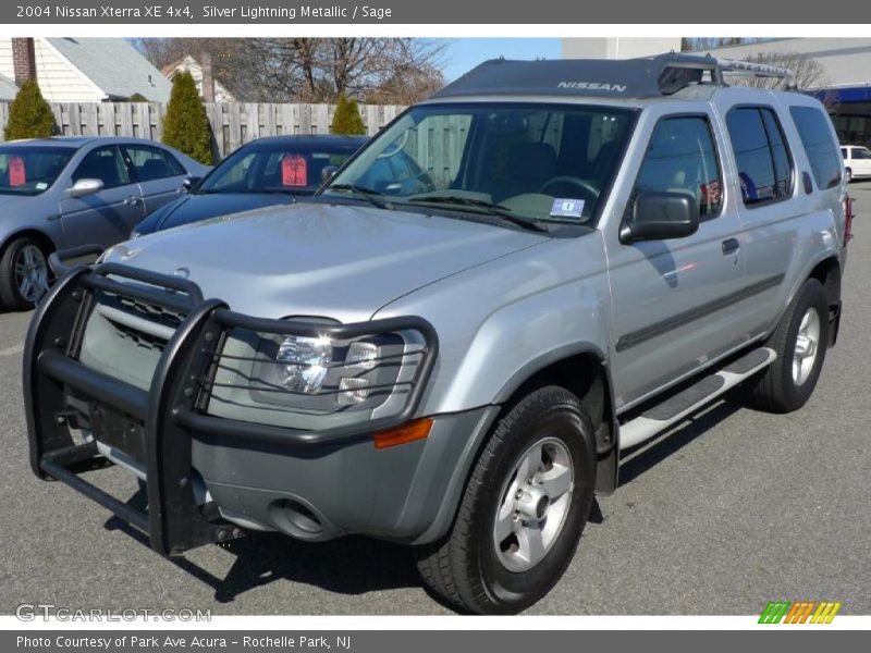 Silver Lightning Metallic / Sage 2004 Nissan Xterra XE 4x4
