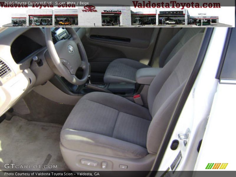 Super White / Beige 2006 Toyota Camry XLE V6