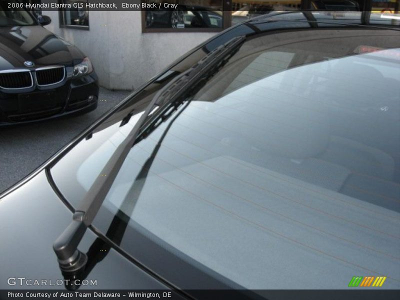 Ebony Black / Gray 2006 Hyundai Elantra GLS Hatchback