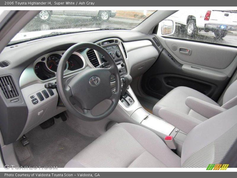Super White / Ash Gray 2006 Toyota Highlander I4