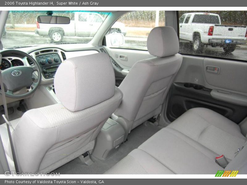 Super White / Ash Gray 2006 Toyota Highlander I4