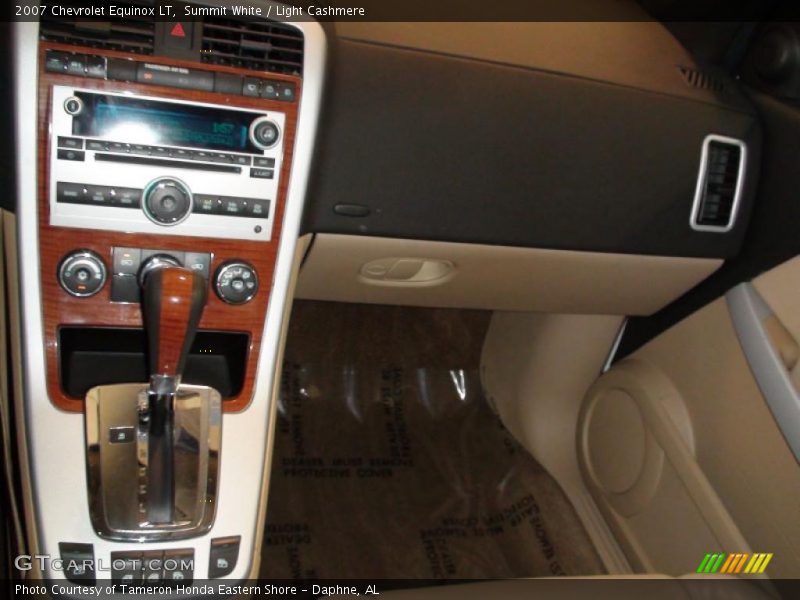 Summit White / Light Cashmere 2007 Chevrolet Equinox LT