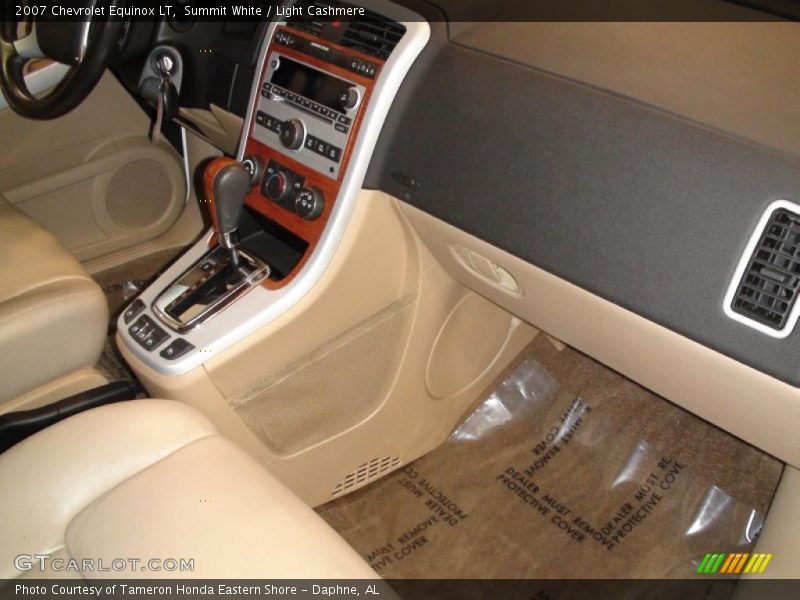 Summit White / Light Cashmere 2007 Chevrolet Equinox LT