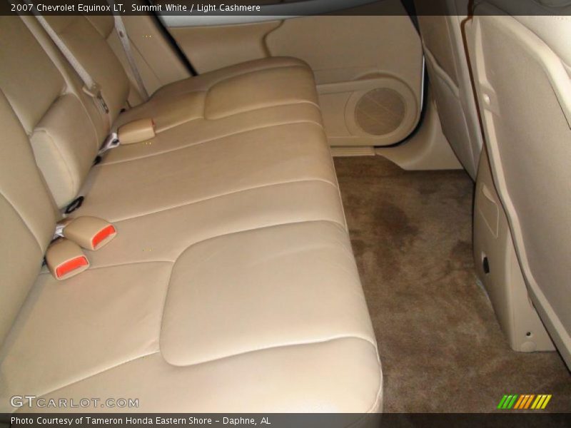 Summit White / Light Cashmere 2007 Chevrolet Equinox LT