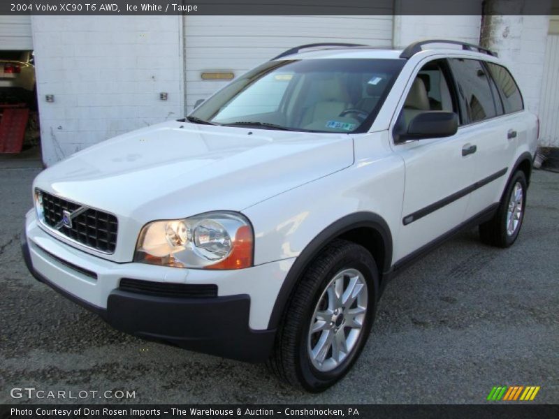 Ice White / Taupe 2004 Volvo XC90 T6 AWD