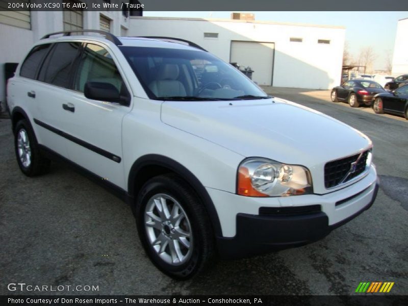 Ice White / Taupe 2004 Volvo XC90 T6 AWD