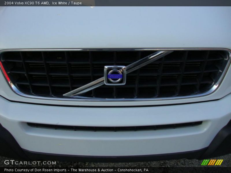 Ice White / Taupe 2004 Volvo XC90 T6 AWD