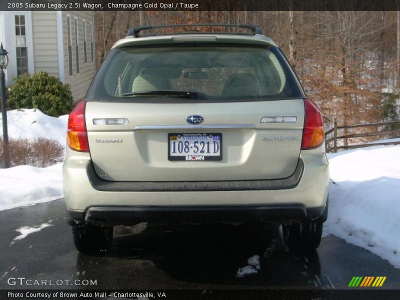 Champagne Gold Opal / Taupe 2005 Subaru Legacy 2.5i Wagon