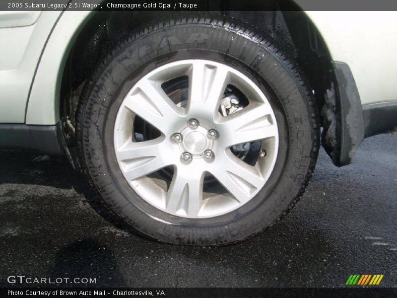 Champagne Gold Opal / Taupe 2005 Subaru Legacy 2.5i Wagon