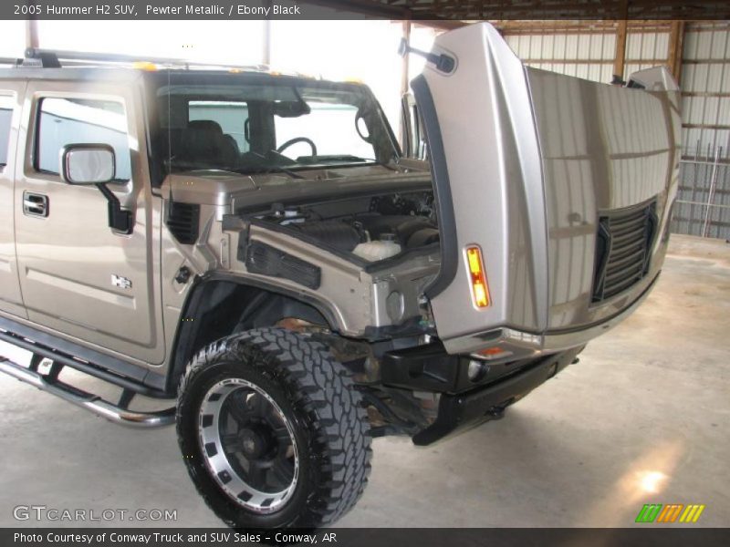 Pewter Metallic / Ebony Black 2005 Hummer H2 SUV