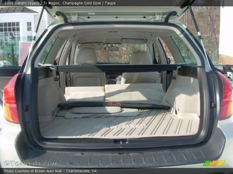 Champagne Gold Opal / Taupe 2005 Subaru Legacy 2.5i Wagon